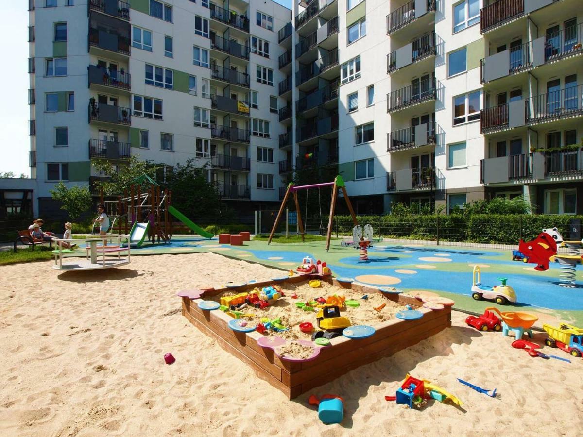Airport Residence Blue Warsaw Exterior photo